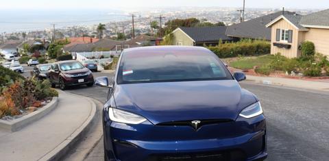 Tesla Model X 2022