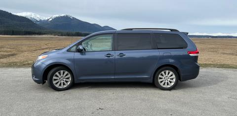 Toyota Sienna 2013