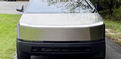 Tesla Cybertruck 2025