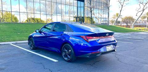 Hyundai Elantra 2022