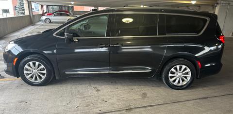 Chrysler Pacifica 2019