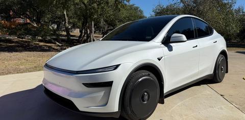 Tesla Model Y 2026