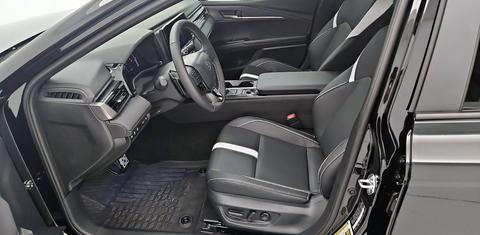Toyota Camry Hybrid 2025