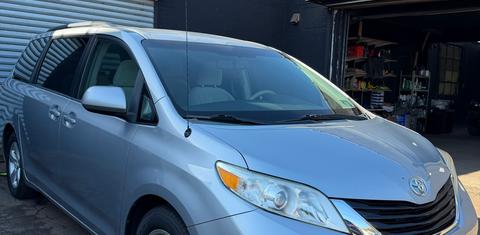 Toyota Sienna 2014