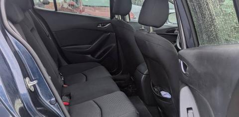 Mazda Mazda3 2015