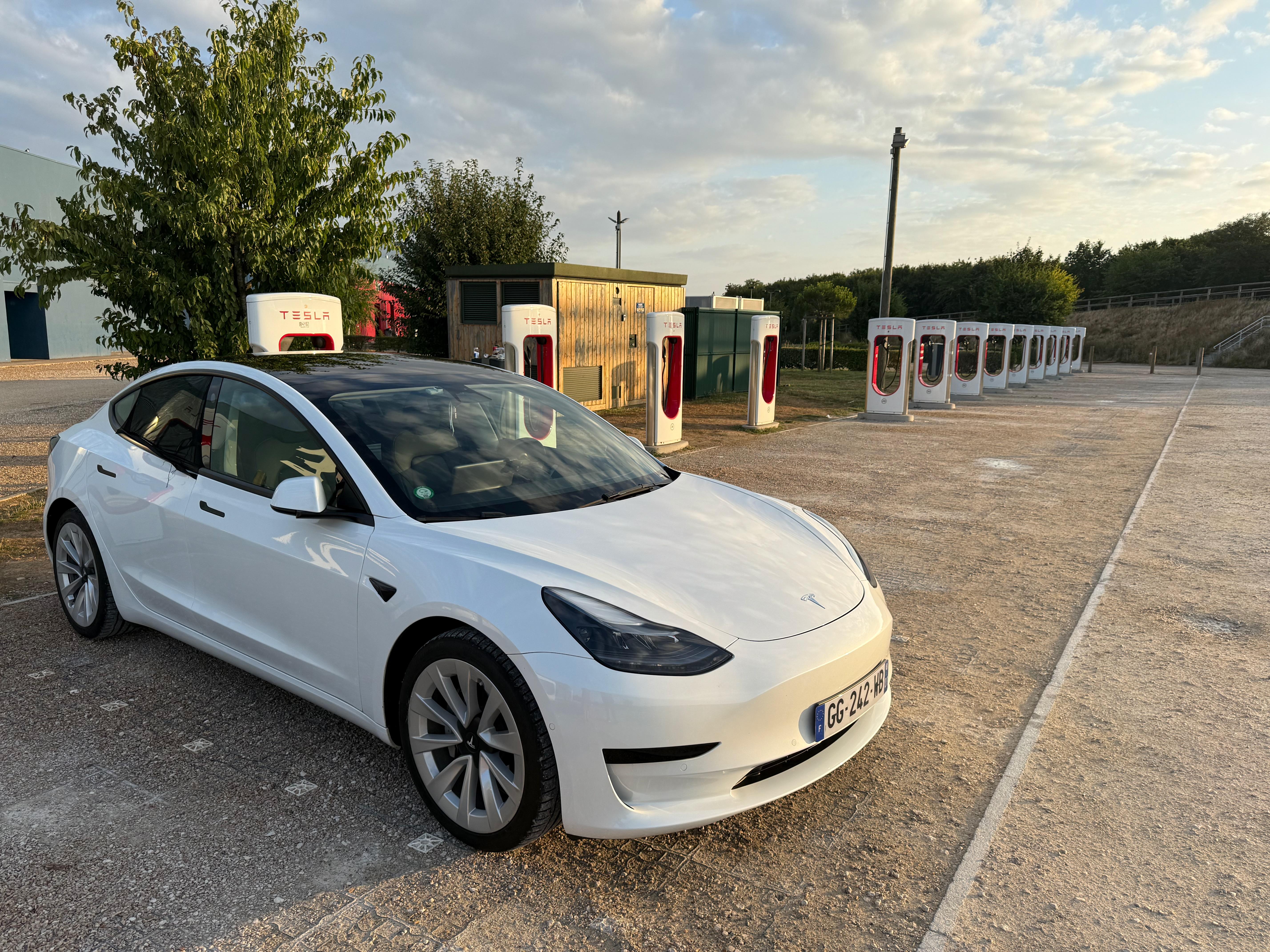 Tesla MODEL 3 2022 à Vélizy-Villacoublay