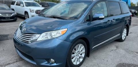 Toyota Sienna 2016
