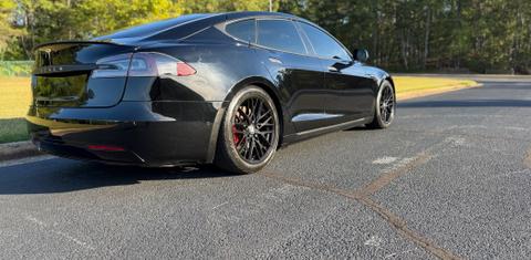 Tesla Model S 2021