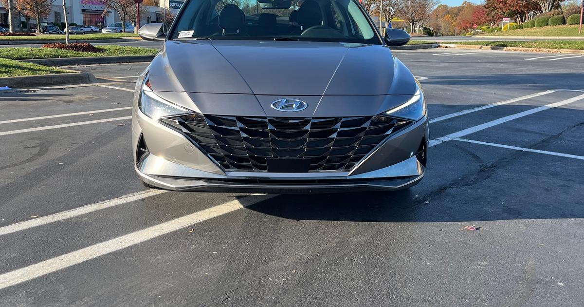 Hyundai Elantra Hybrid 2022 rental in Greensboro, NC by Eric L. Turo