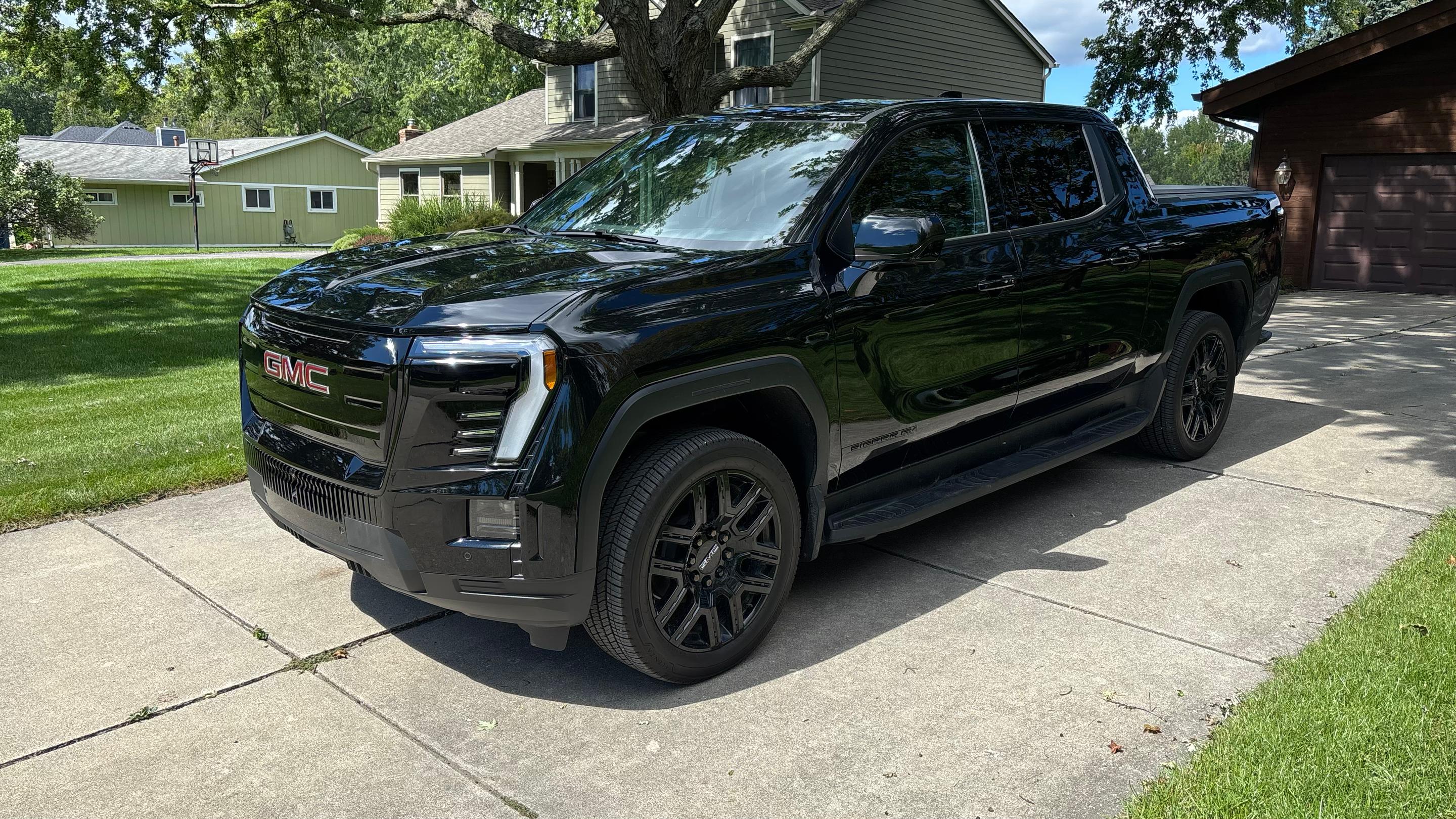 GMC Sierra EV 2026 in Oxford, MI