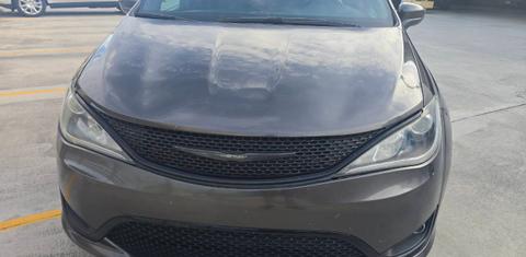 Chrysler Pacifica 2020