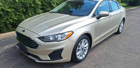 Ford Fusion Hybrid 2019