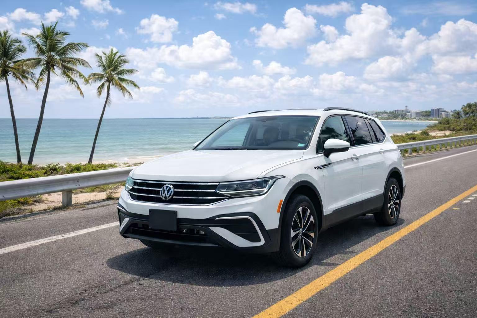 Volkswagen Tiguan 2024 in Tampa, FL