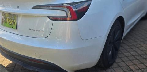 Tesla Model 3 2025