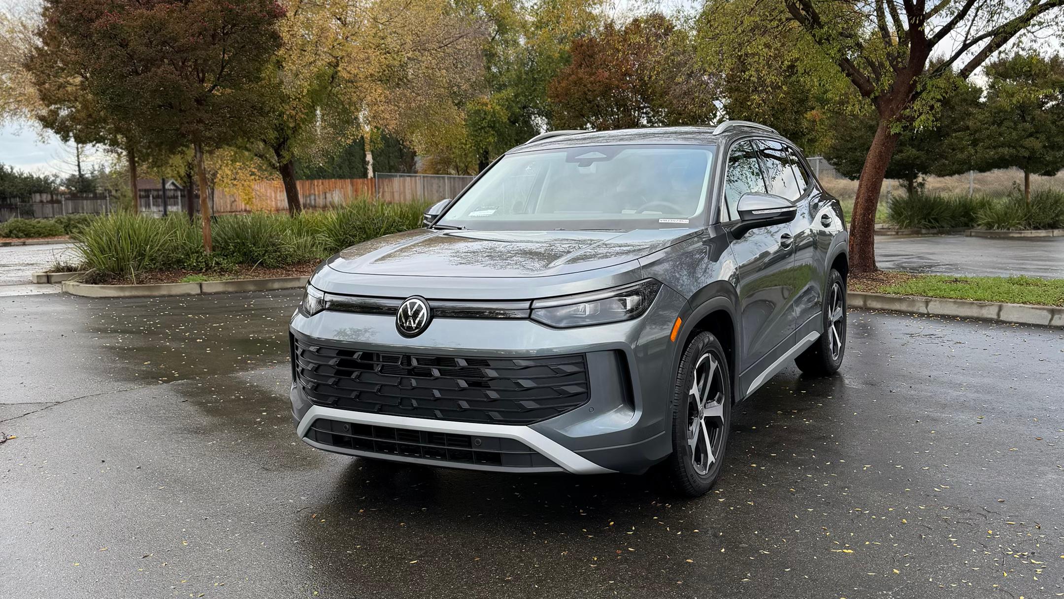 Volkswagen Tiguan 2025 in Citrus Heights, CA