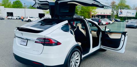 Tesla Model X 2019