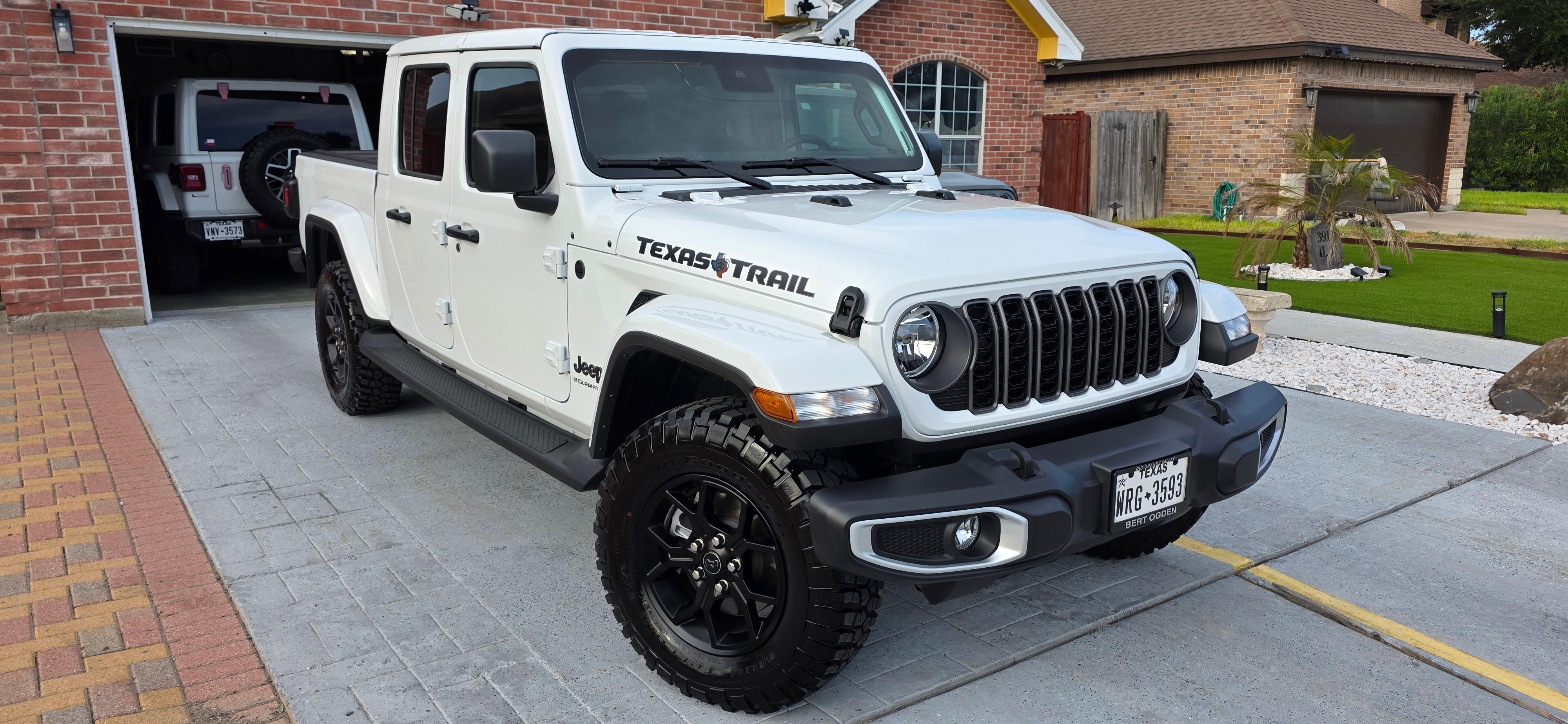 Jeep Gladiator 2025 in 