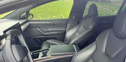 Tesla Model X 2022