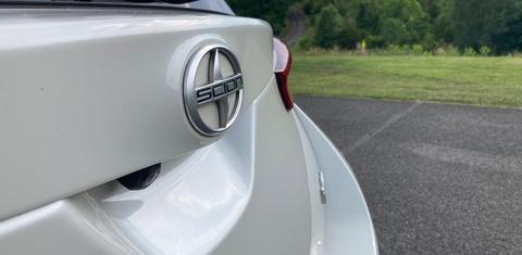 Scion iM 2016