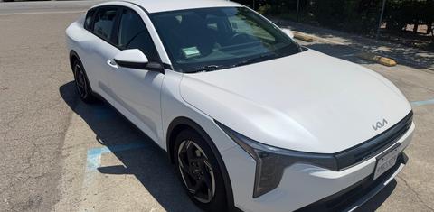 Kia K4 2025