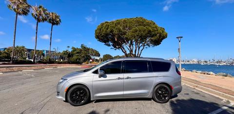 Chrysler Pacifica 2018