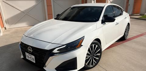 Nissan Altima 2025