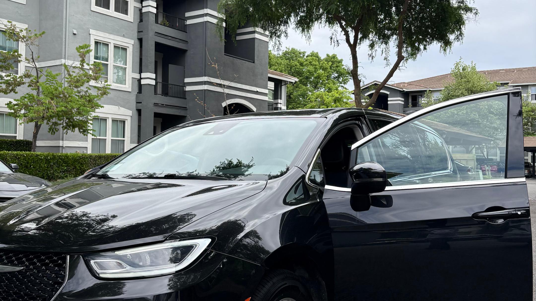 Chrysler Pacifica 2023 in Sacramento, CA