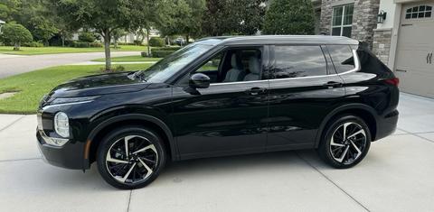 Mitsubishi Outlander 2023