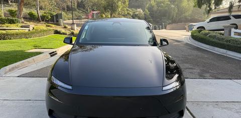 Tesla Model Y 2026