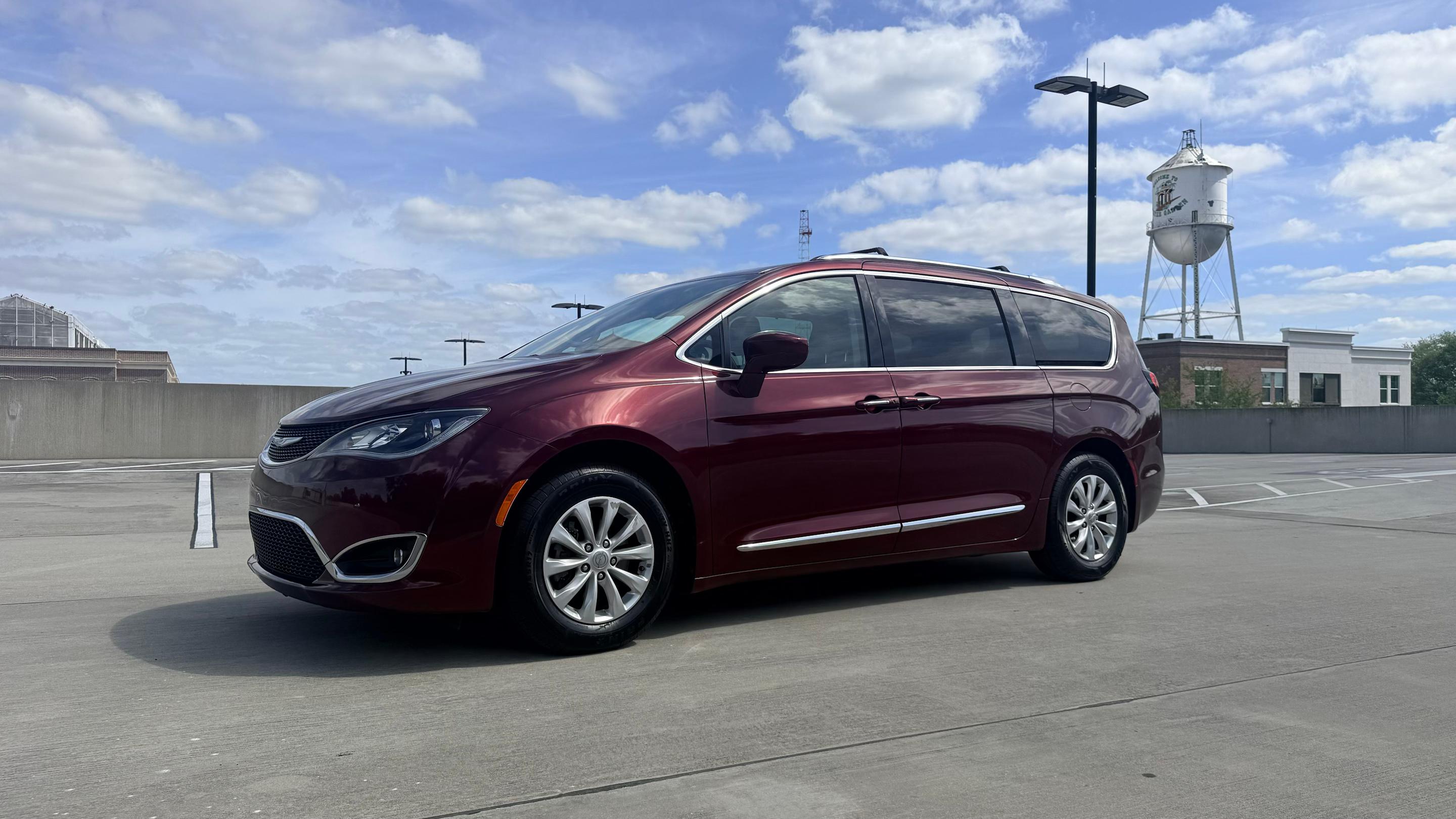 Chrysler Pacifica 2018 in 