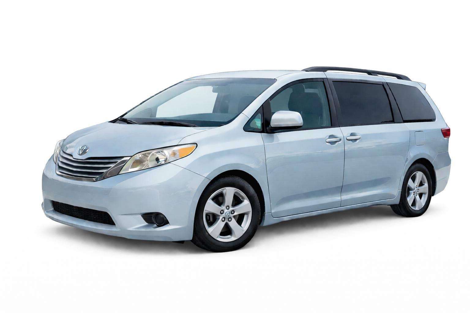 Toyota Sienna 2015 in 