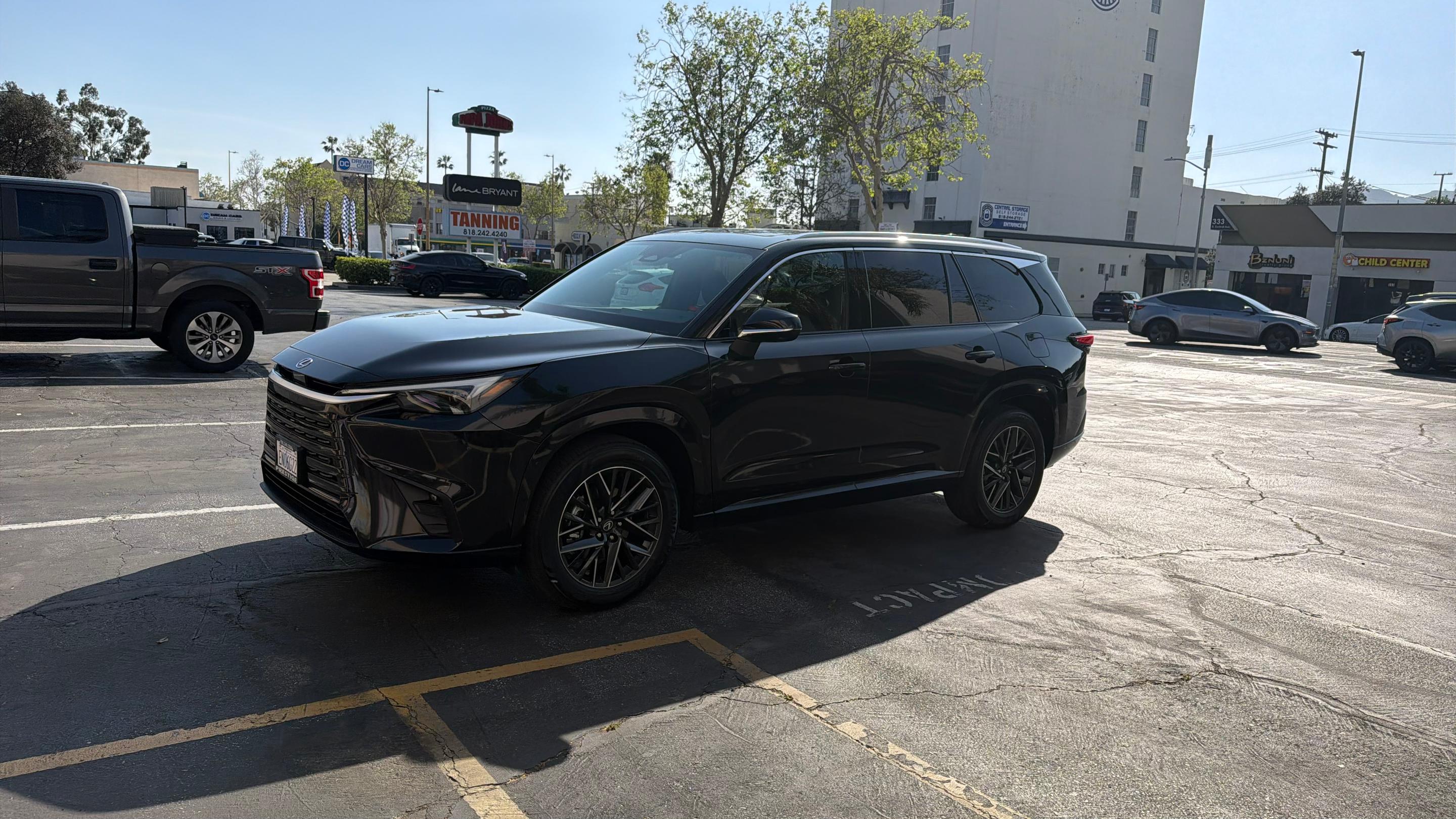 Lexus TX 2026 in Glendale, CA