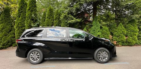 Toyota Sienna 2024