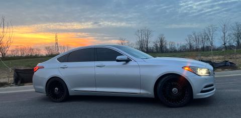 Hyundai Genesis 2015