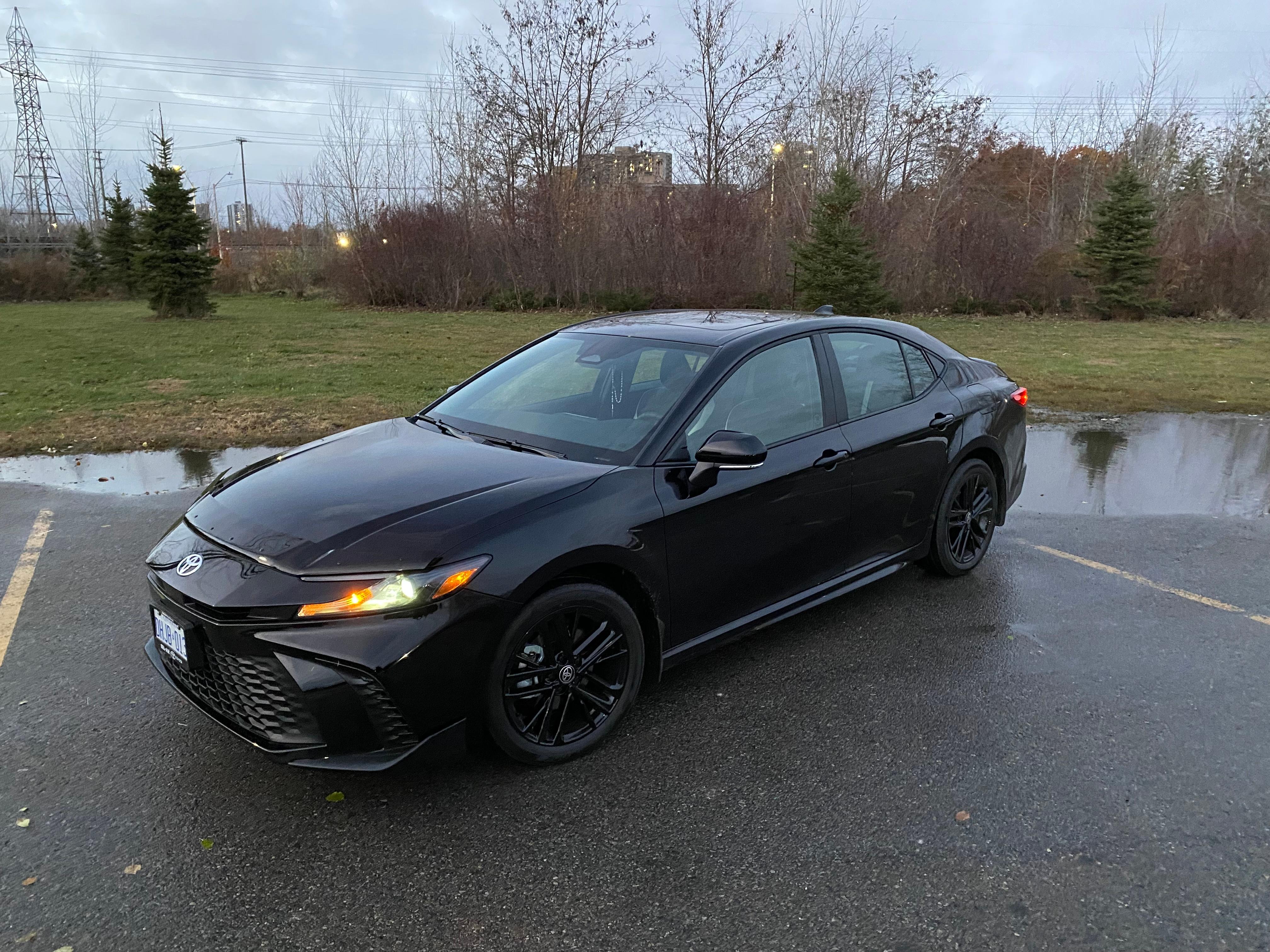 Toyota Camry Hybrid 2025 à Ottawa, ON