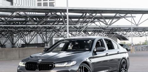 BMW M5 2022