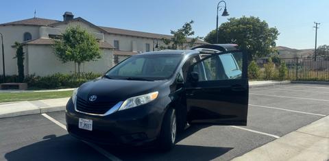 Toyota Sienna 2014