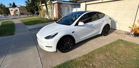 Tesla Model Y 2022