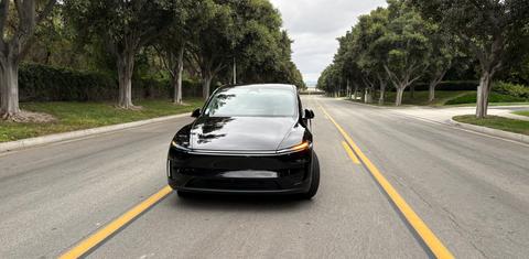 Tesla Model Y 2026