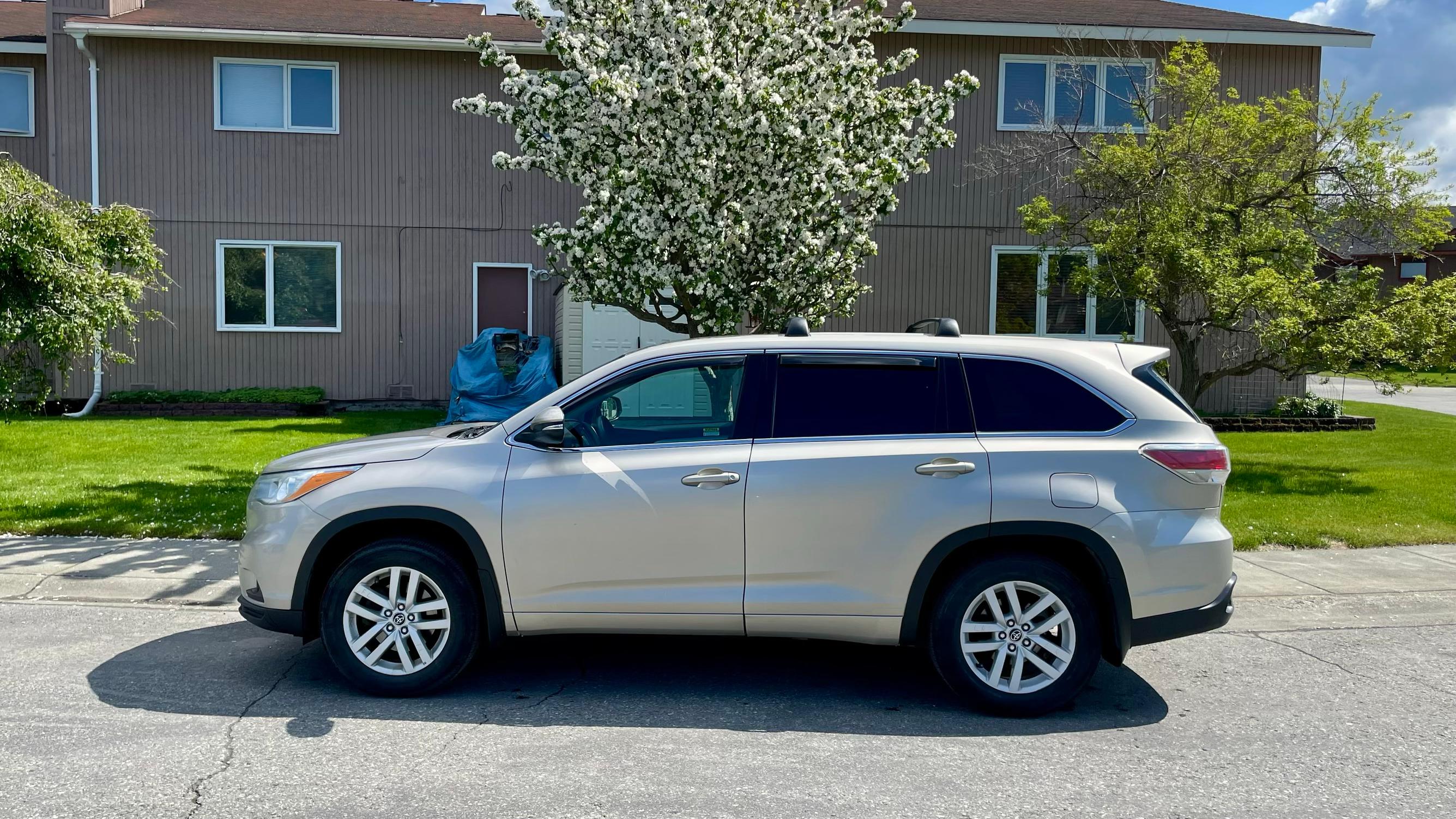 Toyota Highlander 2016 in Anchorage, AK