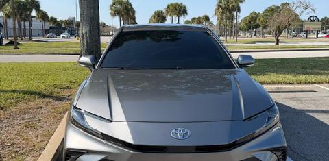 Toyota Camry Hybrid 2026