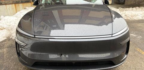 Tesla Model Y 2026