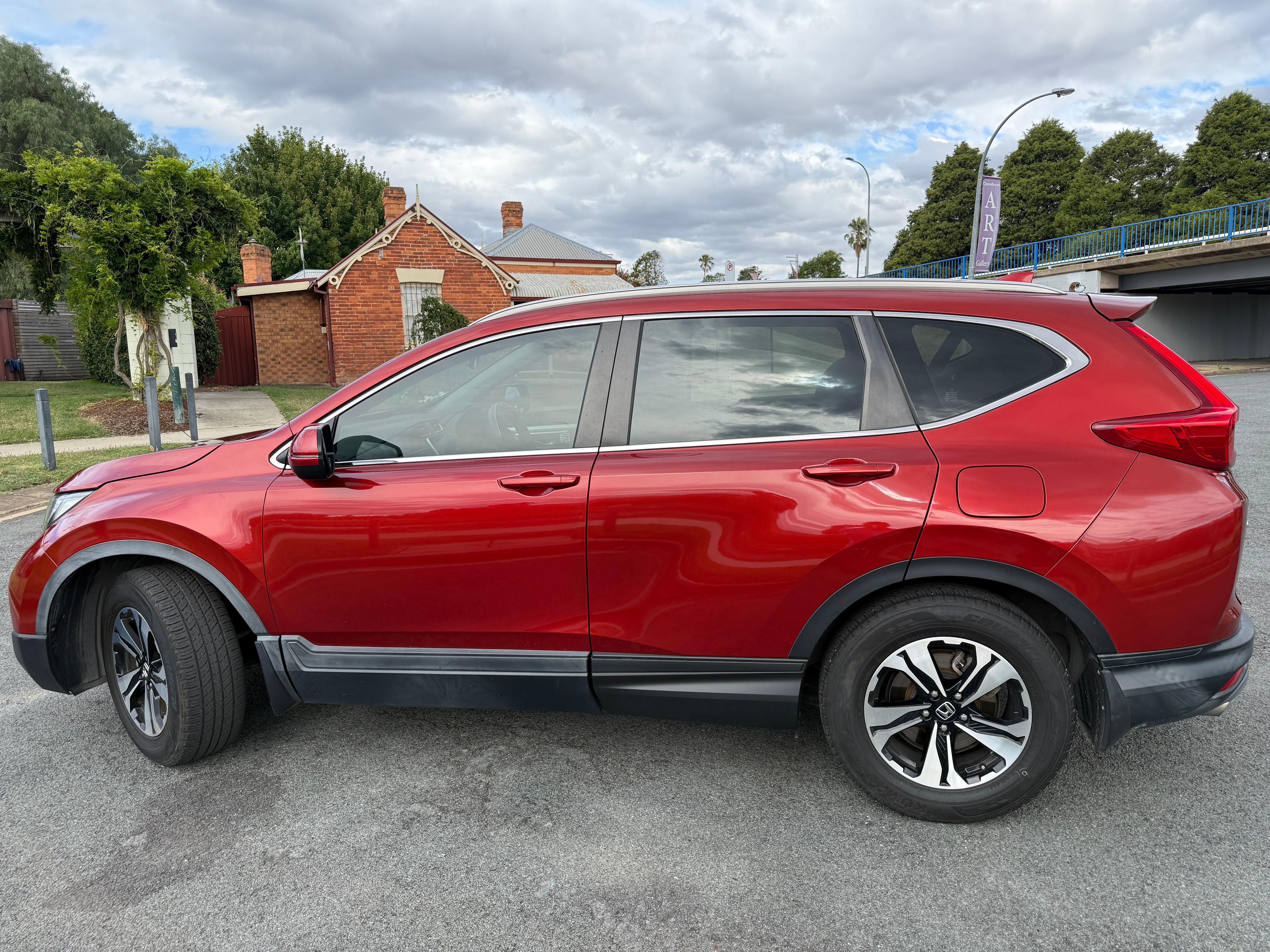 Honda CR-V 2017 in Queanbeyan East