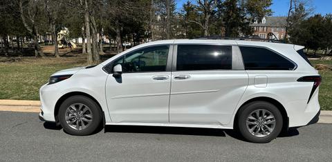 Toyota Sienna 2023