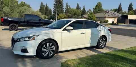 Nissan Altima 2021