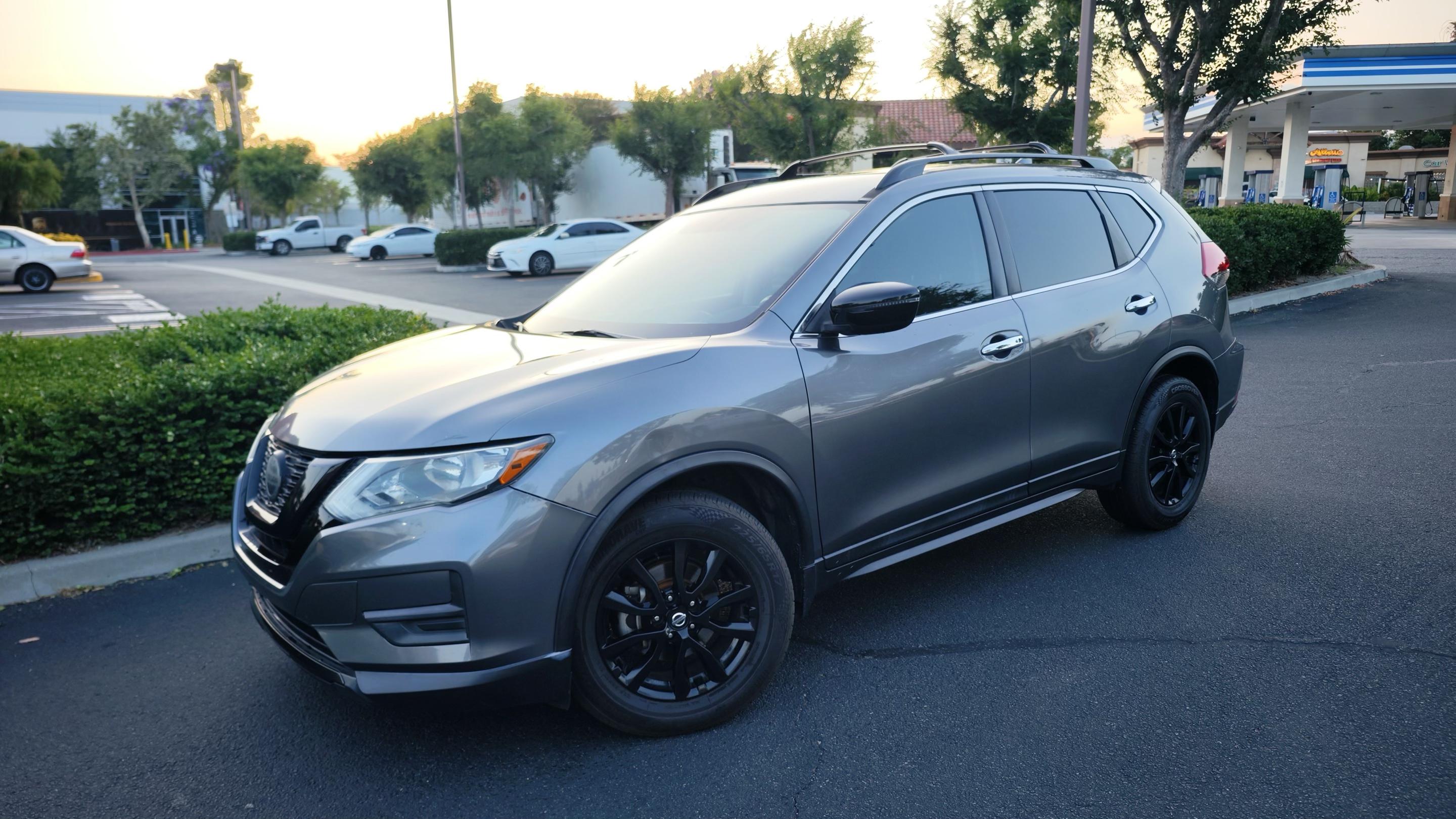 Nissan Rogue 2018 in Garden Grove, CA