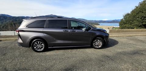 Toyota Sienna 2023