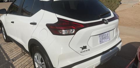Nissan Kicks Play 2025