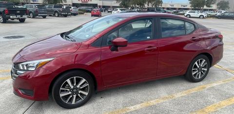 Nissan Versa 2025