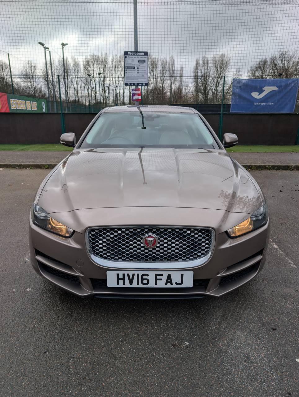 Jaguar XE 2016 in London